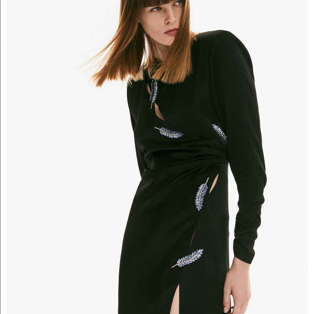 LEAF SATIN EFFECT DRESS